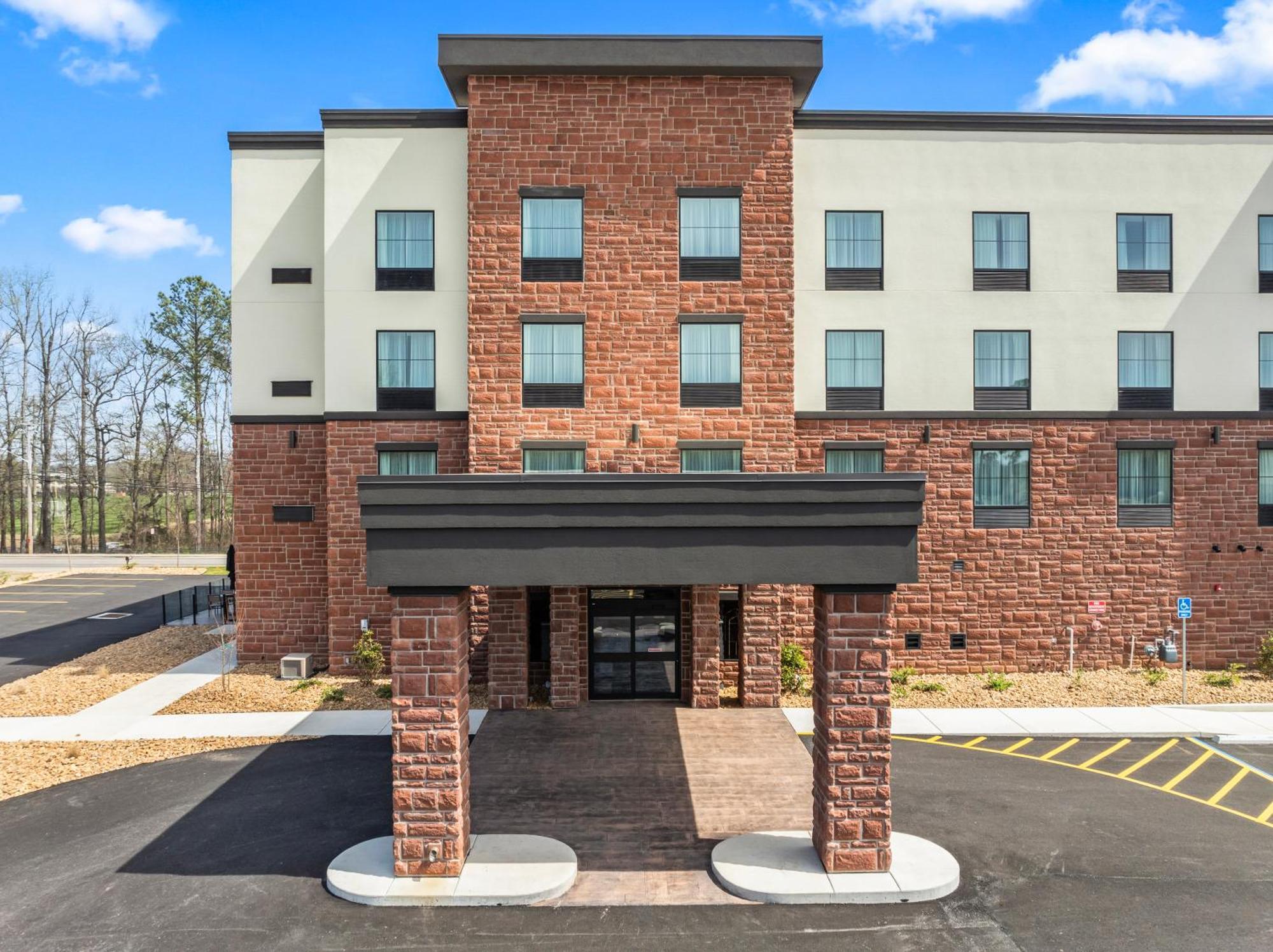 Cobblestone Hotel & Suites - Cullman Buitenkant foto